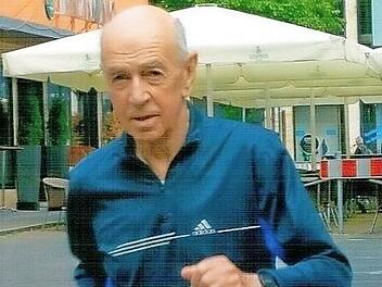 In Fürth bestritt der Forchheimer Egon Landgraf sein letztes Rennen in der M80.  Foto: privat