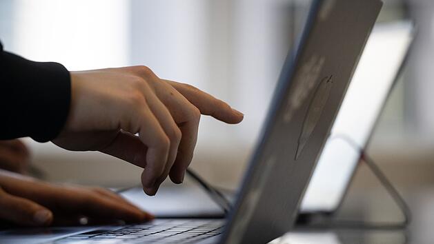 Bahn sucht Mitarbeiter f&uuml;r 30 Jahre altes Windows-System