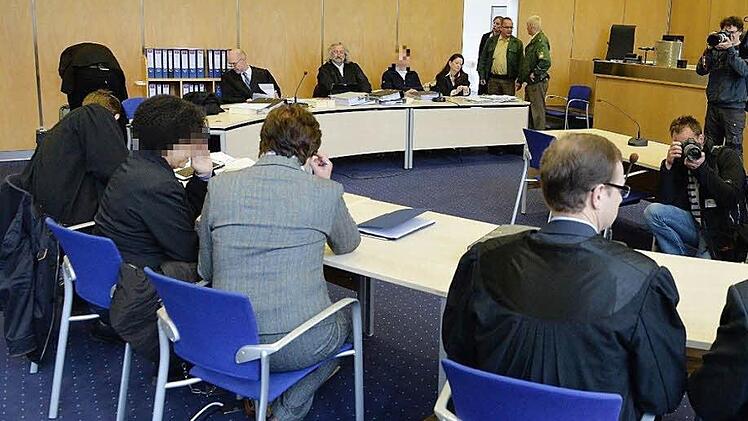 Das Medieninteresse an dem Mordfall Wolfgang R. war durchweg groß. Am Mittwoch fiel das Urteil am Landgericht Coburg. Foto: Ronald Rinklef