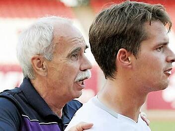 Adi Leicht (l.) und einer der Leistungsträger des FCE, Nicolas Görtler Foto: sportpress