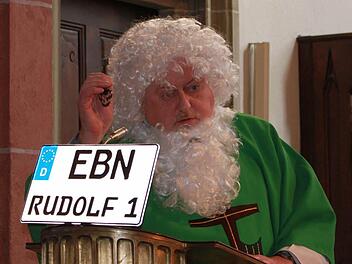 Pater Rudolf als Petrus. Foto: katha