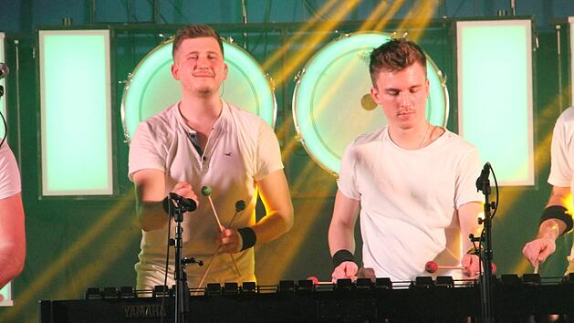 Auch klassische Instrumente wie das Marimbafon kamen zum Einsatz. Foto: Gerda V&ouml;lk