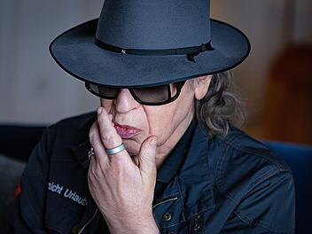 Udo Lindenberg wird zum 80. Geburtstag mit der ARD-Doku "UDO Rebell. Rockstar. Ikone" gew&uuml;rdigt.