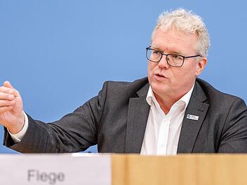 Dirk Flege