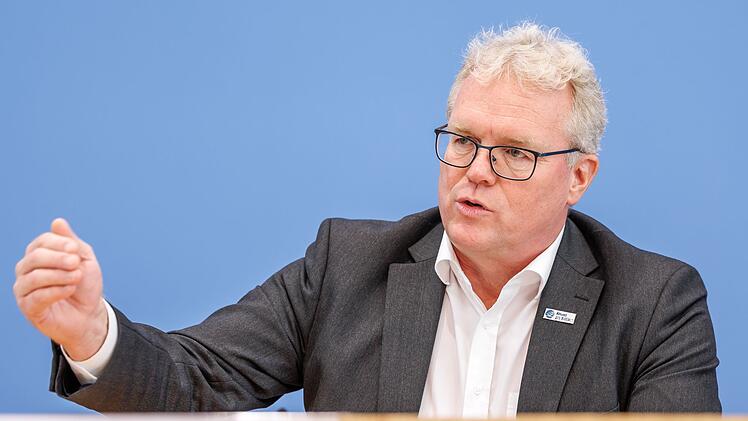 Dirk Flege