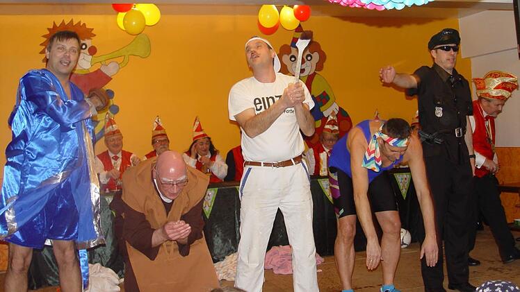Impressionen vom Büttenabend 2016 des SV Römershag Foto: Brigitta Kempe-Wolf