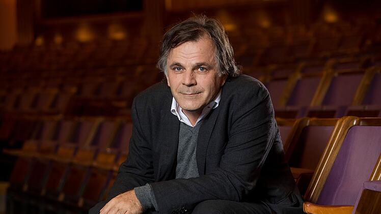 Festspiel-Intendant Markus Hinterh&auml;user bezeichnete "Carmen" als "die dunkelste und grausamste Oper dieses Sommers".