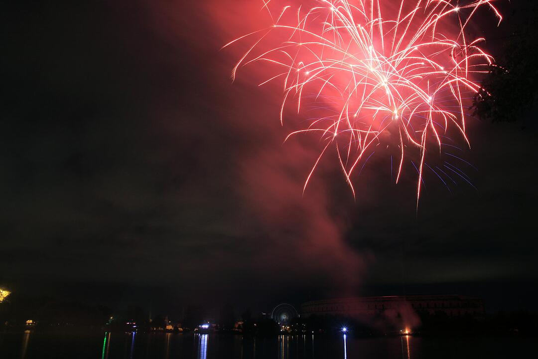 Feuerwerk Volksfest Nürnberg