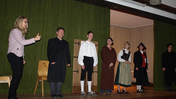 Die Streitberger bewegten sich auf den Spuren Martin Luthers. Foto: Paul Pöhlmann