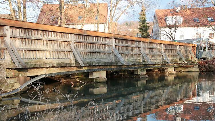 Mit der Note 3,8 gehört die Brücke An der Holzstraße in Reuth zu den am schlechtesten bewerteten Bauwerken in Forchheim. Foto: Josef Hofbauer