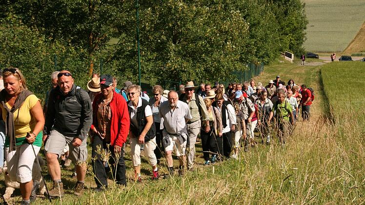 Weinbergwanderung der Saale Zeitung von Wirmsthal nach Wirmsthal 15. Juni 2014