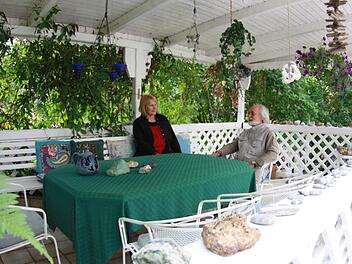 Rainer und Karin Hörlin auf ihrer Veranda. Alle Fotos: Verena Pohl