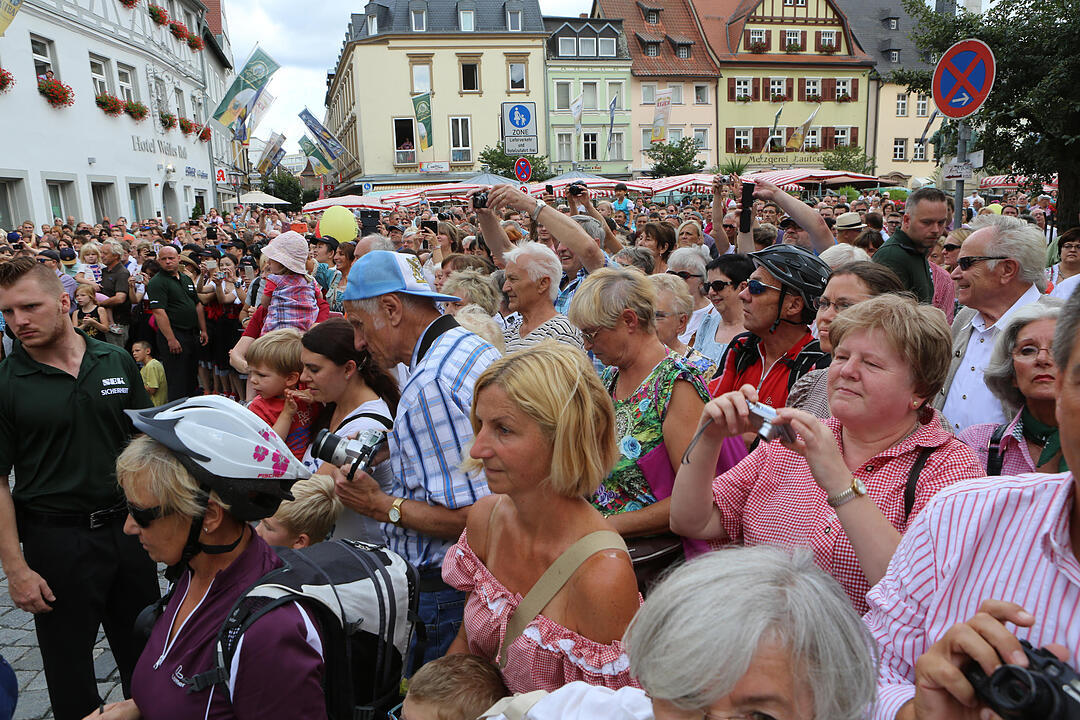 Eröffnung der Kulmbacher Bierwoche mit Büttnertanz und Bieranstich; Foto: Barbara Herbst