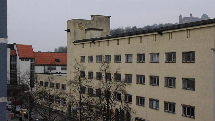 Dort, wo sich früher das Zustellzentrum der Post befand, können sich Geschäfte ansiedeln. Aber es gibt kaum Interesse.