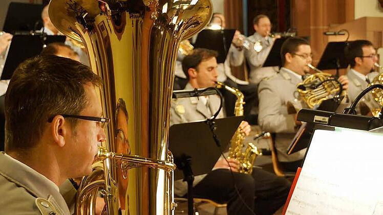 Das Heeresmusikkorps ist wieder in der Stadtpfarrkirche zu Gast. Fotos: Arkadius Guzy