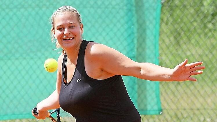 Viel Grund zur Freude hatten die Thurnauer Damen: Das Landesliga-Team um Julia H&ouml;hn feierte einen 9:0-Ausw&auml;rtssieg.  Foto: Monika Limmer