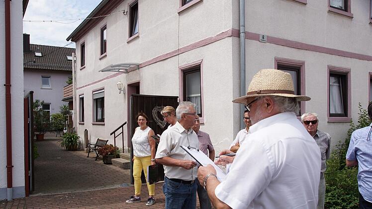 Rundgang durch FuchsstadtFoto: Arkadius Guzy