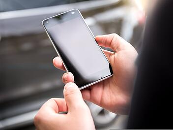 Kitzingen: Telekom kündigt Probleme im Mobilfunknetz an - dieser Gemeindeteil ist betroffen