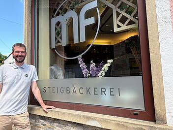 Sesselmann war gestern: Neuer Eigent&uuml;mer f&uuml;r Trebgaster B&auml;ckerei startet