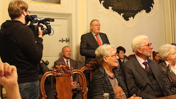 Alt-OB Norbert Kastner bei seinen Dankesworten Foto: Oliver Schmidt