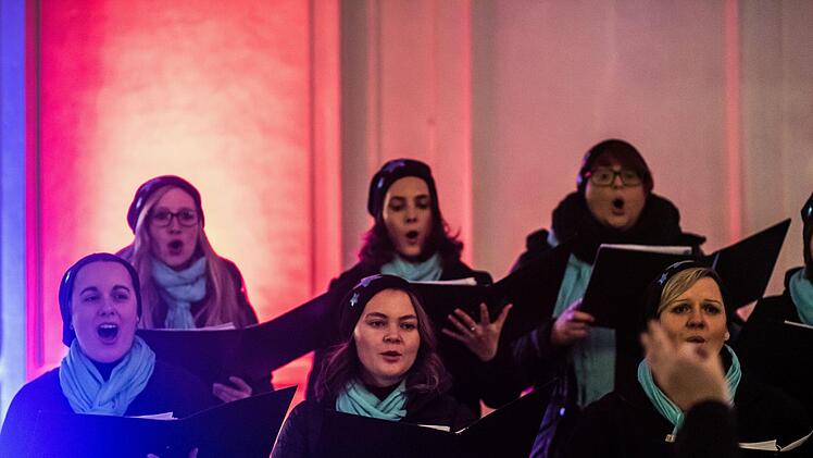Begeisternder Auftritt: Das Vocalensemble Coburg gastierte in der Schlosskirche von Lahm im Itzgrund.Foto: Jochen Berger