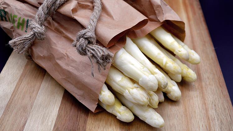 Spargel ist einfach herrlich, wissen wir Menschen mit gutem Geschmack