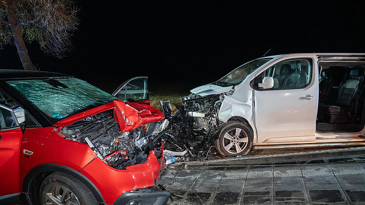 Eine Tote und fünf Schwerverletzte nach Unfall in Ipsheim