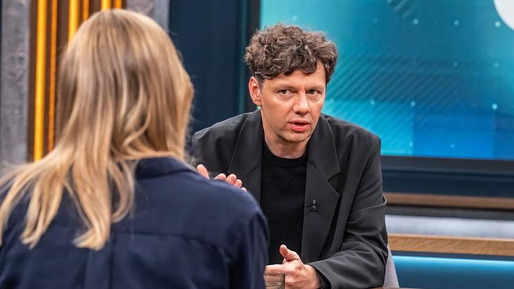 Schauspieler Christian Friedel ist Teil der Initiative "Wahre Heimatliebe ist...", die einen AfD-Wahlsieg in Sachsen-Anhalt verhindern will.