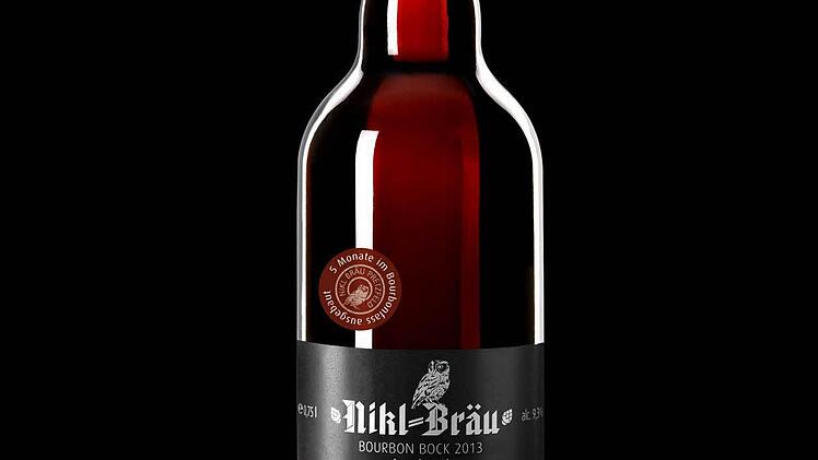 Zum Öffnen einen Korkenzieher.