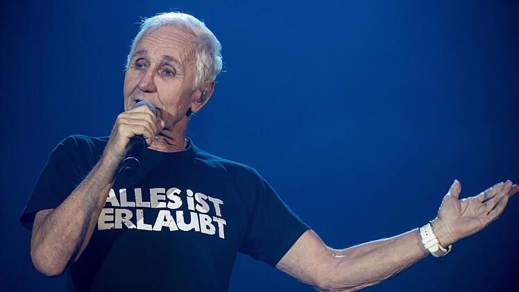 Feierte 2019 "1000 Jahre EAV Live - Der Abschied" und nun die Ankunft seines n&auml;chsten Kindes: Klaus Eberhartinger von der Ersten Allgemeinen Verunsicherung.