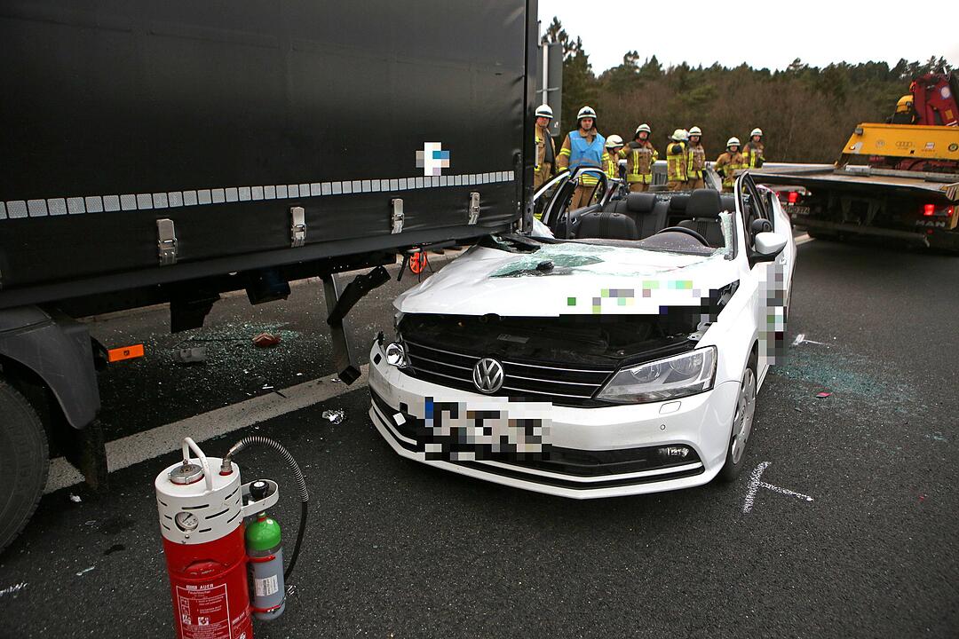 Geisterfahrer verursacht Unfall auf der A73
