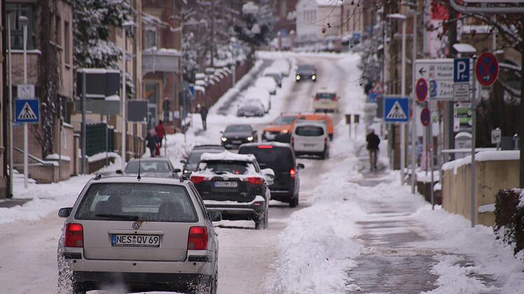 Wer mit dem Auto unterwegs war, musste mehr Zeit einplanen. Foto: Benedikt Borst