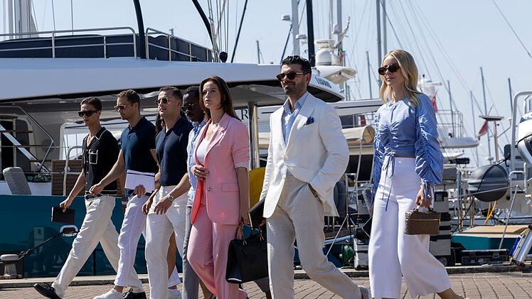 Acht "Talents" wollen sich in Monaco beweisen. Von links: Tim Rasch, Randolf Cubin, Meltem Tasan, David Ohligschl&auml;ger, N&eacute;h&eacute;mie Wagne, Sophia Fellner, Tarik Oguz und Jolyn Walter.