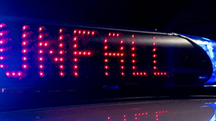 Zu einem Verkehrsunfall mit gleich f&uuml;nf Autos kam es am Mittwochmorgen im Berufsverkehr auf der A73 in N&uuml;rnberg. Symbolfoto: Monika Skolimowska