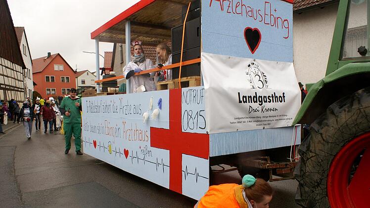 Beim Ebinger FaschingszugRenate Neubecker