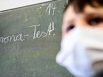 Coronavirus Berlin - Schnelltests an Grundschule