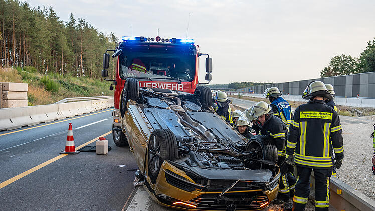 Ehepaar &uuml;berschl&auml;gt sich auf A3 bei Erlangen