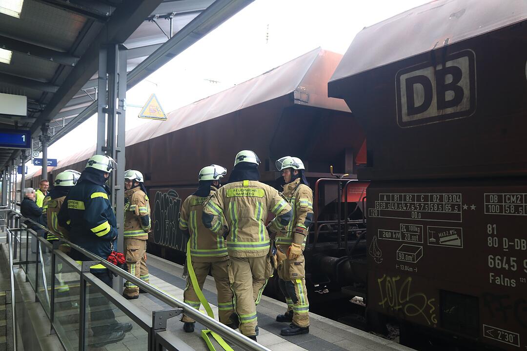 Feuerwehreinsatz am Bahnhof Bambergß