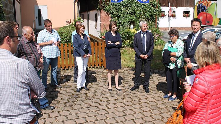 Erinnerung an 2016: Funklochjäger beim Diskurs in OberlangheimFoto: Linus Müller (Archiv)