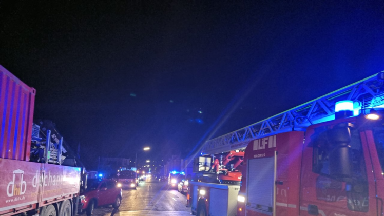 Lichtenfels: Feuerwehr-Großaufgebot wegen Gasaustritt in Gebäude