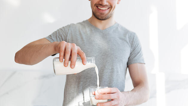 Milch, Milch trinken, Kuhmilch, Hafermilch