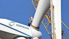 Geknickt, wie dieses Rotorblatt bei Fierst, sind die Energiewende-Politiker über die Absage aus Kirchlauter. Archivfoto: Ralf Kestel
