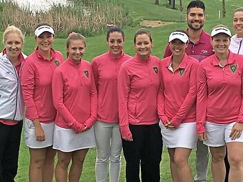 Die Herzogenauracher Damenmannschaft um Trainer Matthias Knoblauch strebt in der Regionalliga den Wiederaufstieg an.  Foto: privat