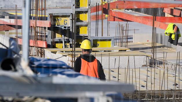 Zwei Arbeitsstellen im Baugewerbe entfallen aktuell auf einen Bewerber.