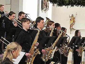 Das Gymnasium Fränkische Schweiz (GFS) hatte zum Weihnachtskonzert in die Ebermannstadter Pfarrkirche St. Nikolaus eingeladen.