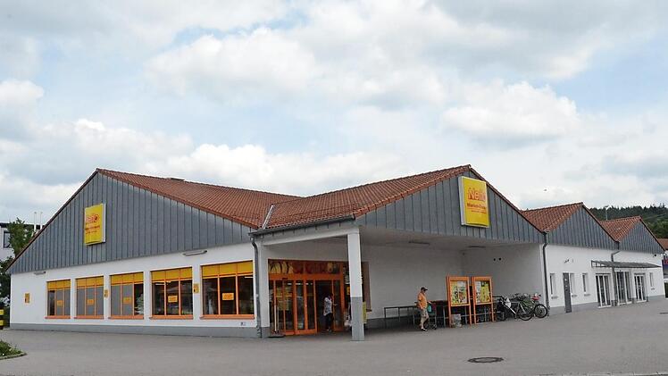 Der Netto-Markt in der Kulmbacher Straße will wachsen. Das hörten die Mitglieder des Kronacher Bauausschusses gern. Foto: Karl-Heinz Hofmann