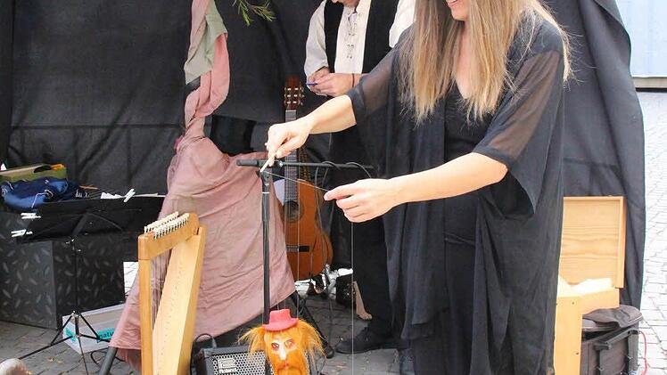 Kleine Bühne: das Schirmtheater