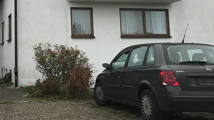 In Aurachtal ist die Firma der Angeklagten angesiedelt. Sie ist allerdings nicht wirklich zu erkennen.  Fotos: Busch