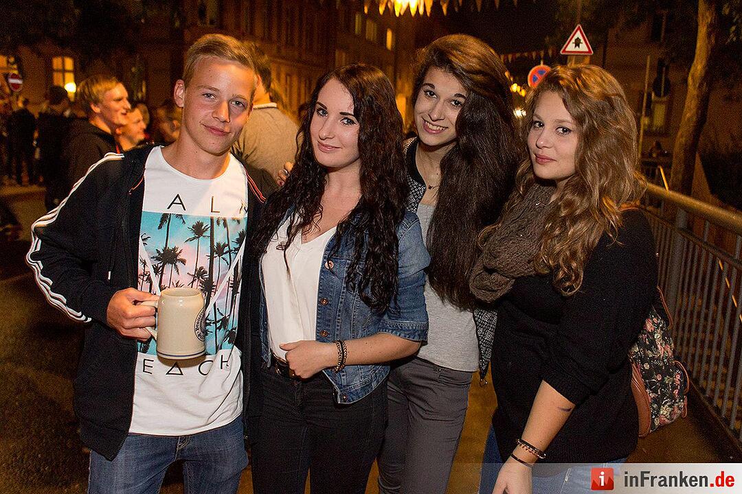 Sandkerwa: Partyfotos