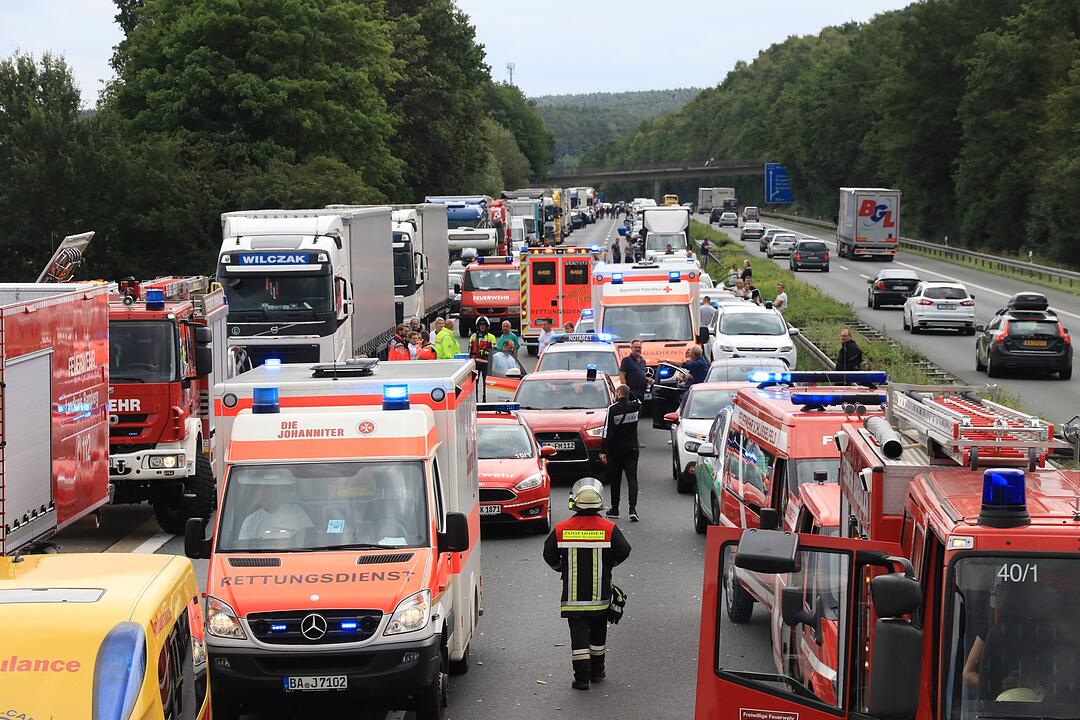 Furchtbares Unglück: Wohnmobil-Fahrer stirbt auf A3 bei Schlüsselfeld